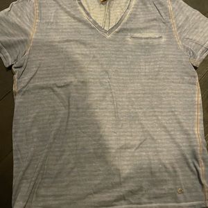 V Neck Hugo Boss with pocket